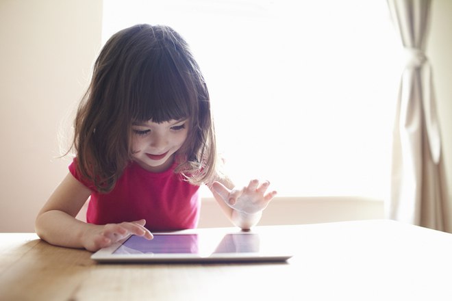 More than a third of UAE kids aged 6 years or under own an iPad or tablet